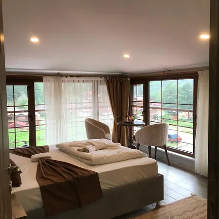 Huzur Aparthotel *